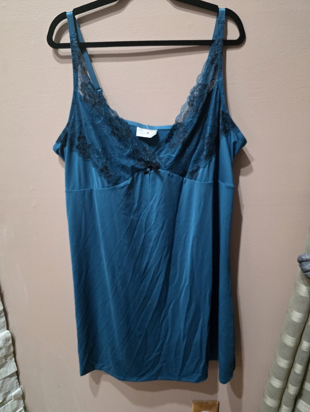 Vintage Plus-sized Teal Lace-Trimmed Slip Chemise